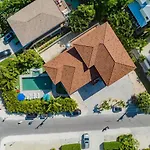 A Bean Point Paradise - 5 Beds And 4,5 Bathrooms In Anna Maria