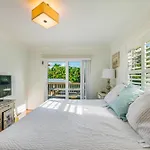 Cabana Breeze