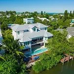 Tern Key - New Luxury Canal Front Home With Pool Spa Dock Close To Bean Point Pine Ave