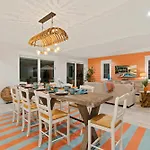 Beach A La Mode - 211