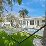 A Wave From It All - New Luxury Renovated Home Heated Pool Cabana Hammock Walk To Beach