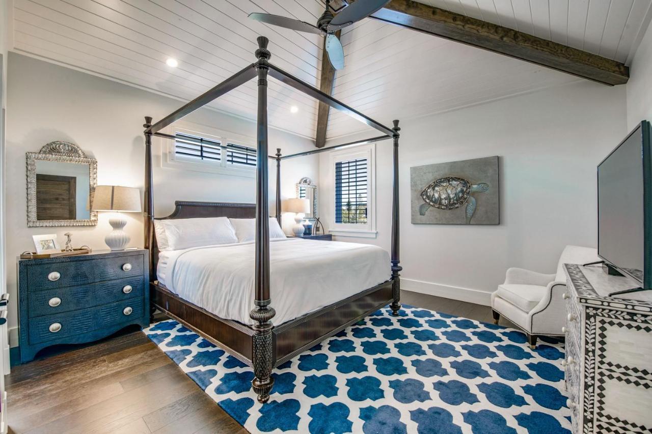 Holiday home Tern Key - New Luxury Canal Front With Pool Dock Close To Bean Point Pine Ave