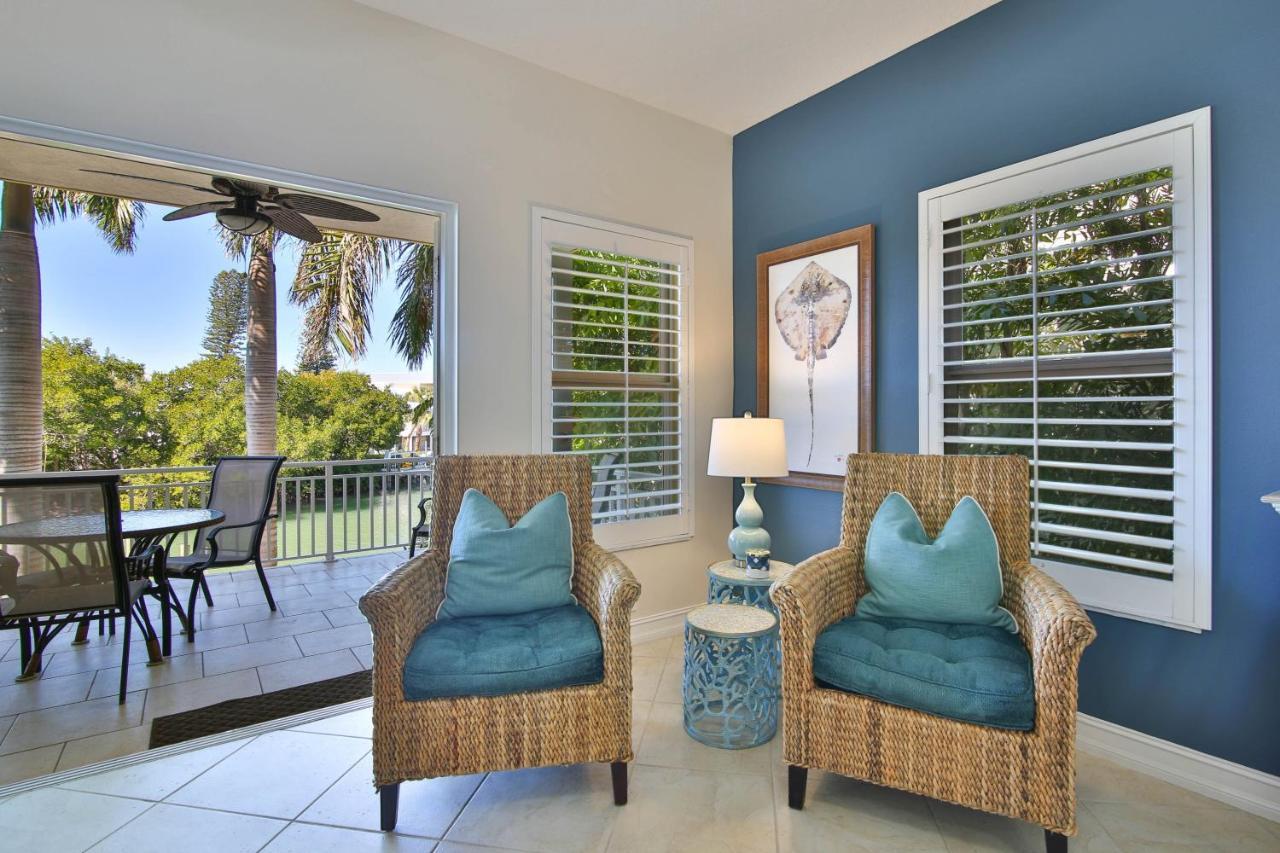 Luxury Waterfront With A Heated Pool And Holiday home Anna Maria