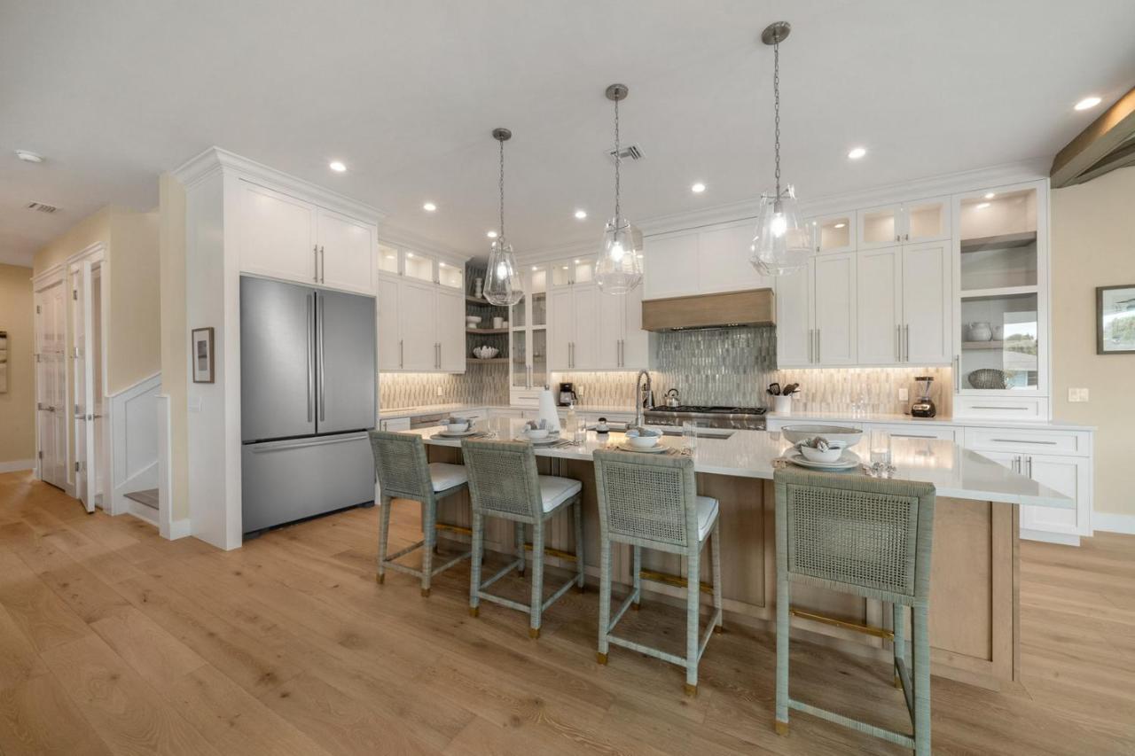 The Willow - 201 Willow Ave Anna Maria