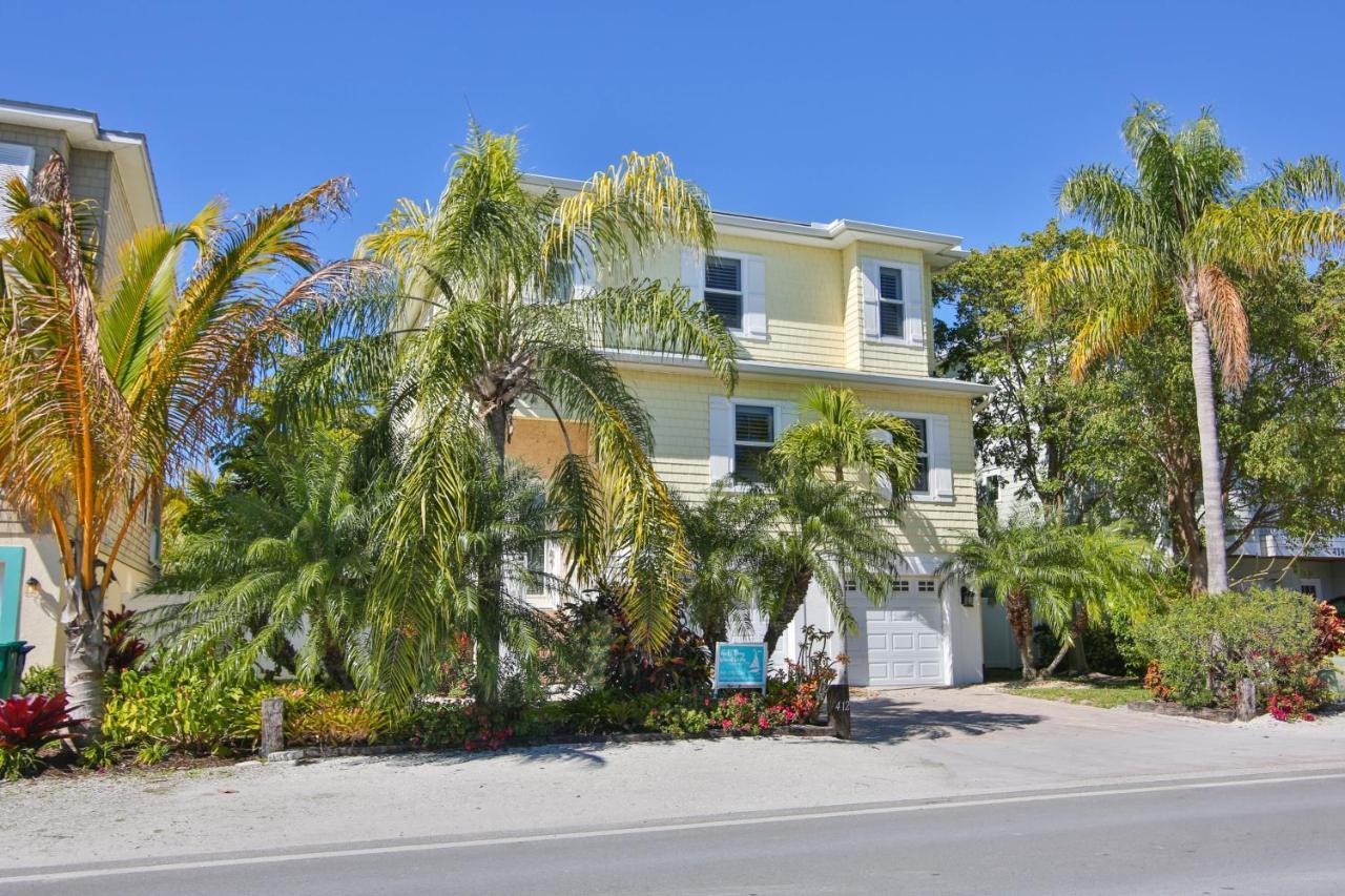 Luxury Waterfront With A Heated Pool And Holiday home Anna Maria