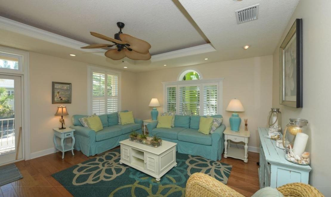 Once Upon A Time Managed By Retreats * Anna Maria