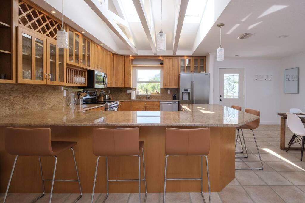 Bean Point Villa *