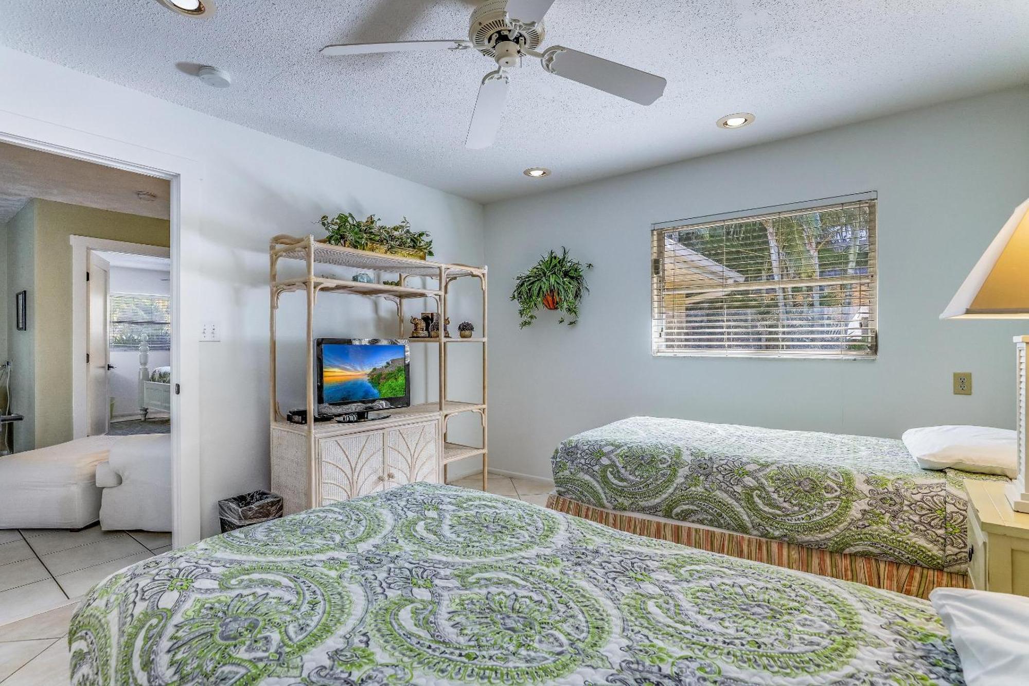 Our Place By The Sea * Anna Maria