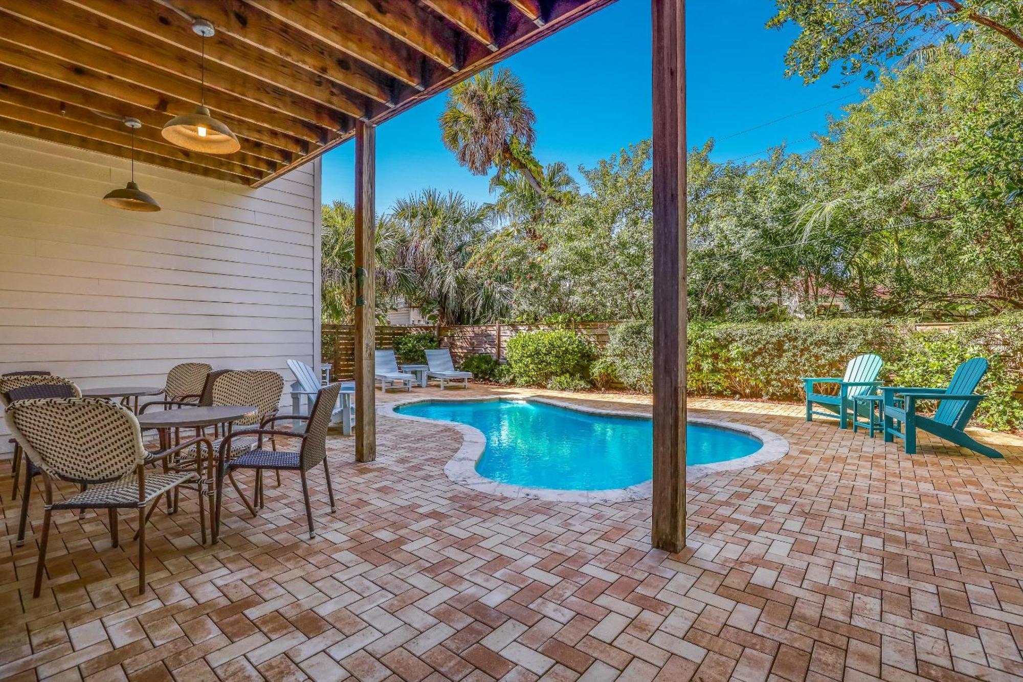 Holiday home 212