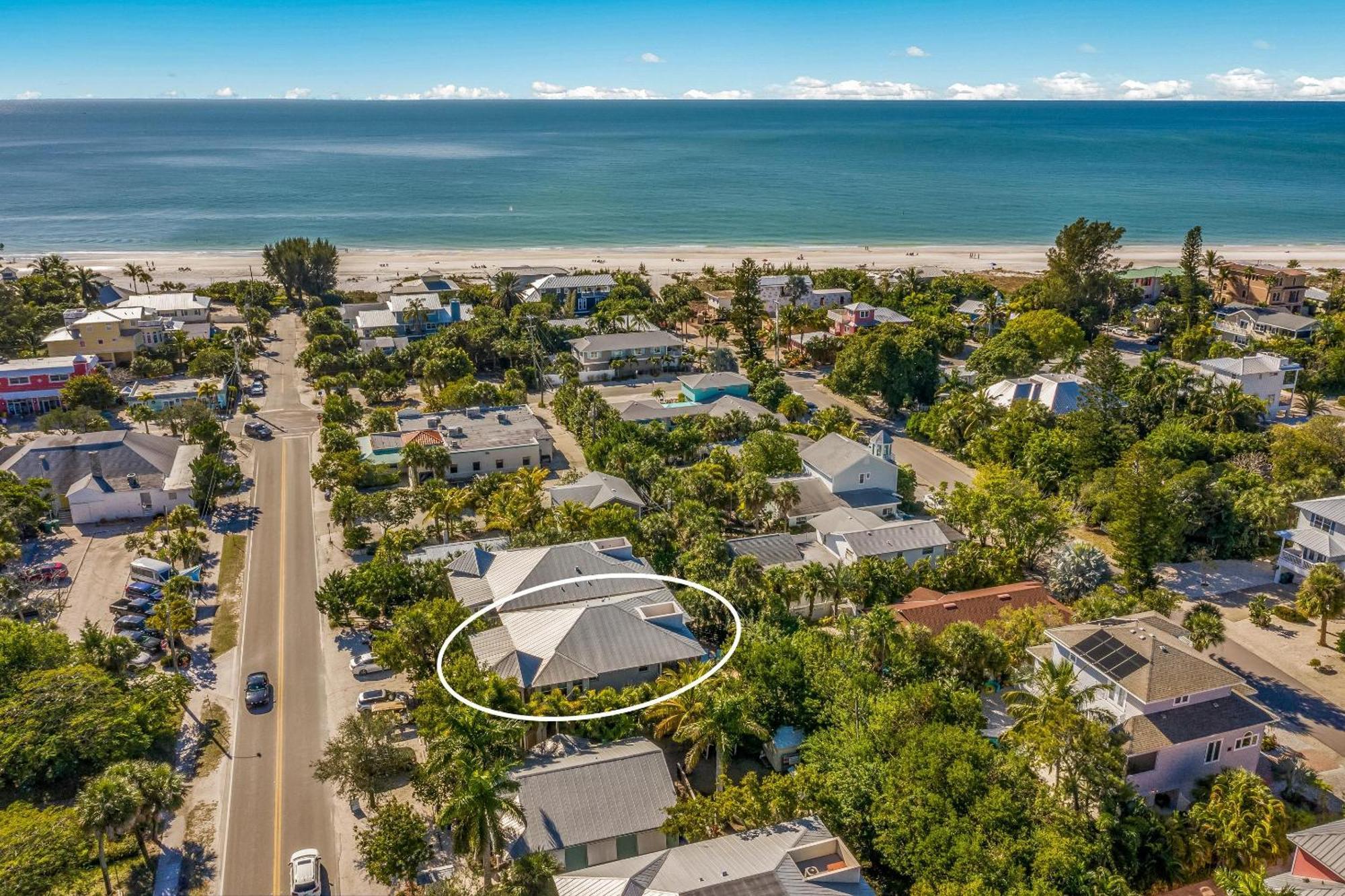 Holiday home 212