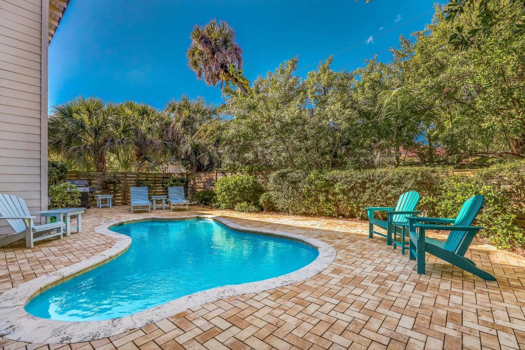 212 Holiday home *