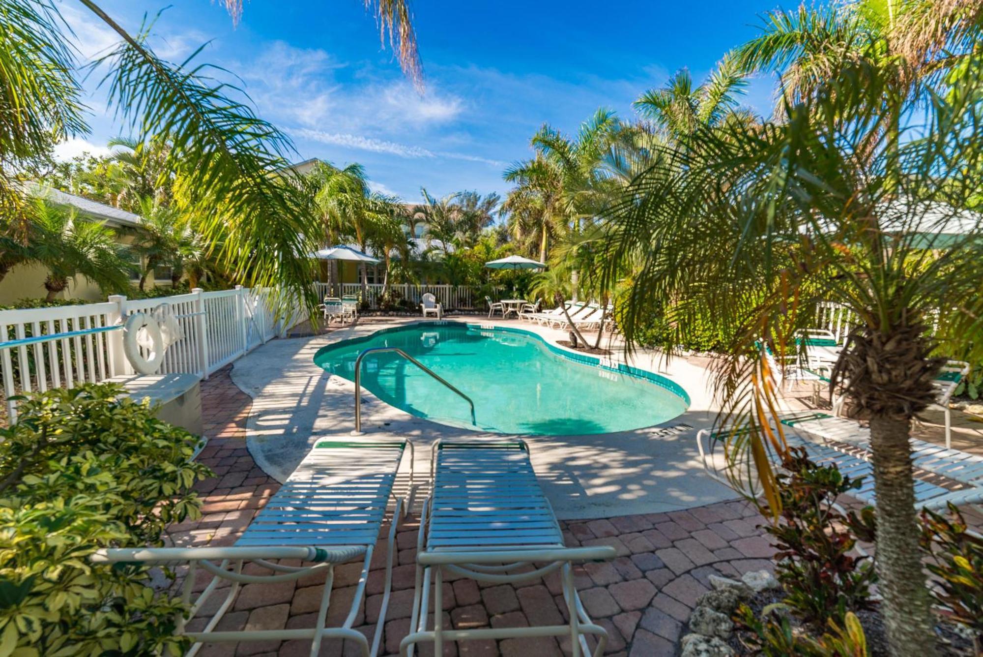 And Sea 109 B * Anna Maria
