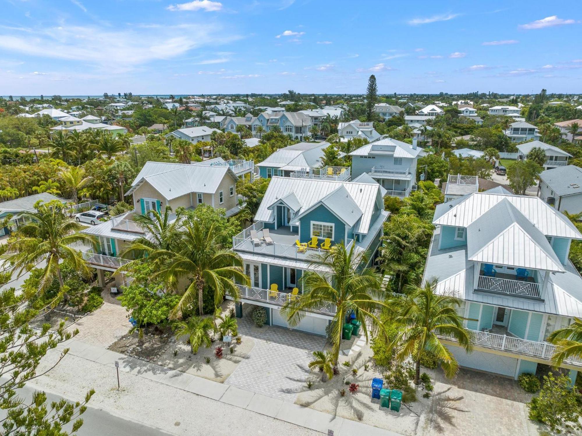 Tahiti Bay Anna Maria