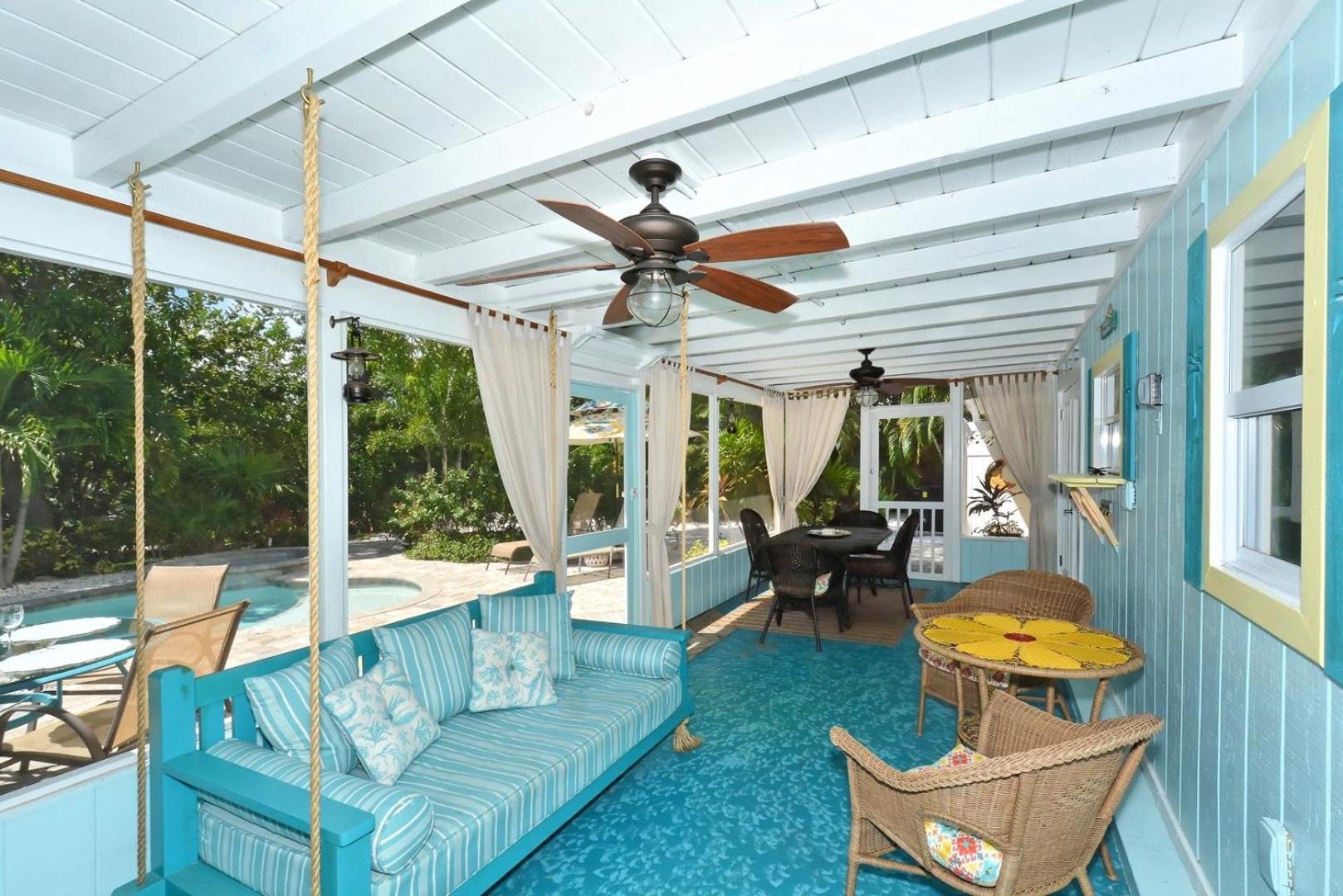 Manatee Manor *