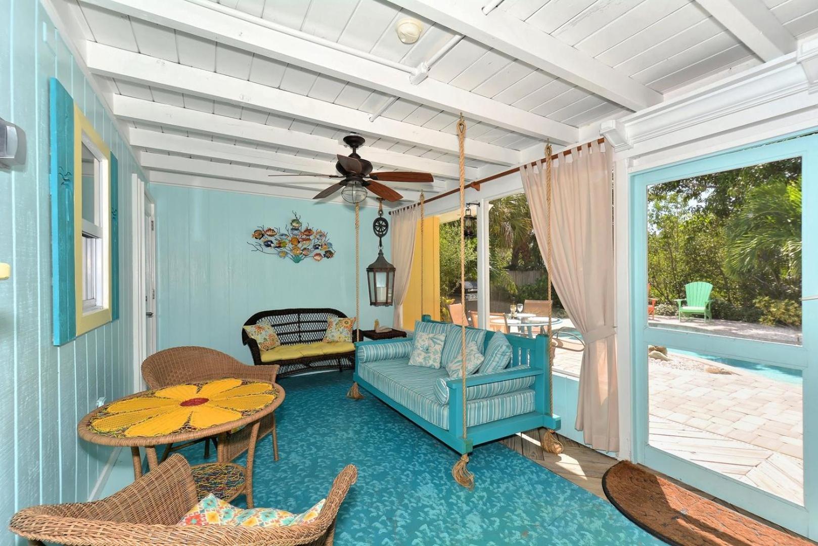 Manatee Manor * Anna Maria