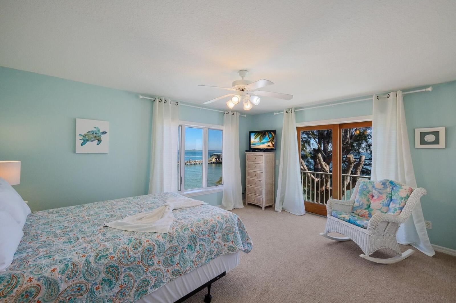 Dolphins Run Holiday home *
