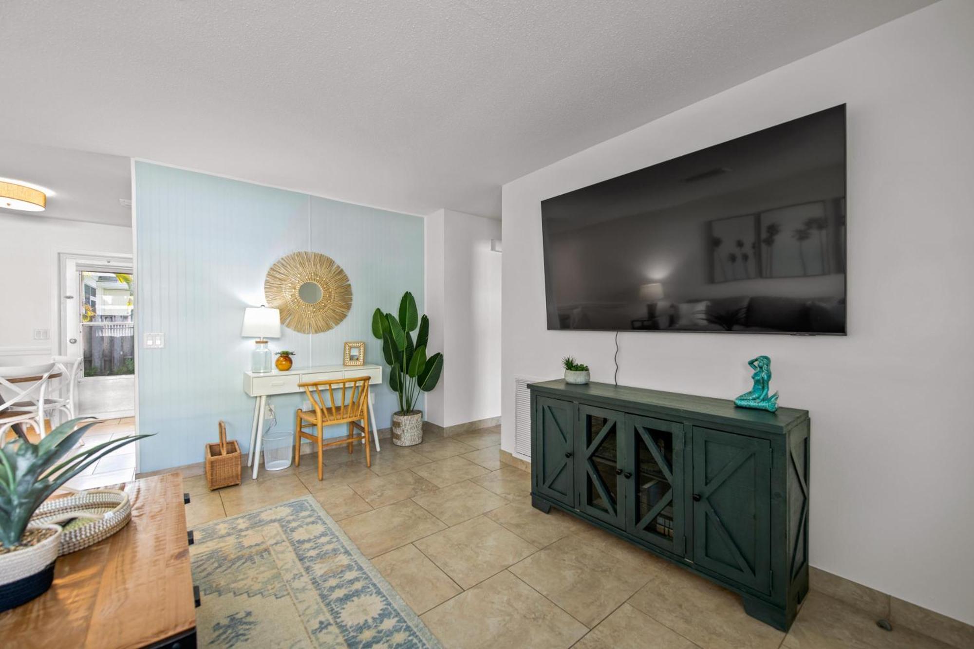 Southern Breeze 5 Holiday home
