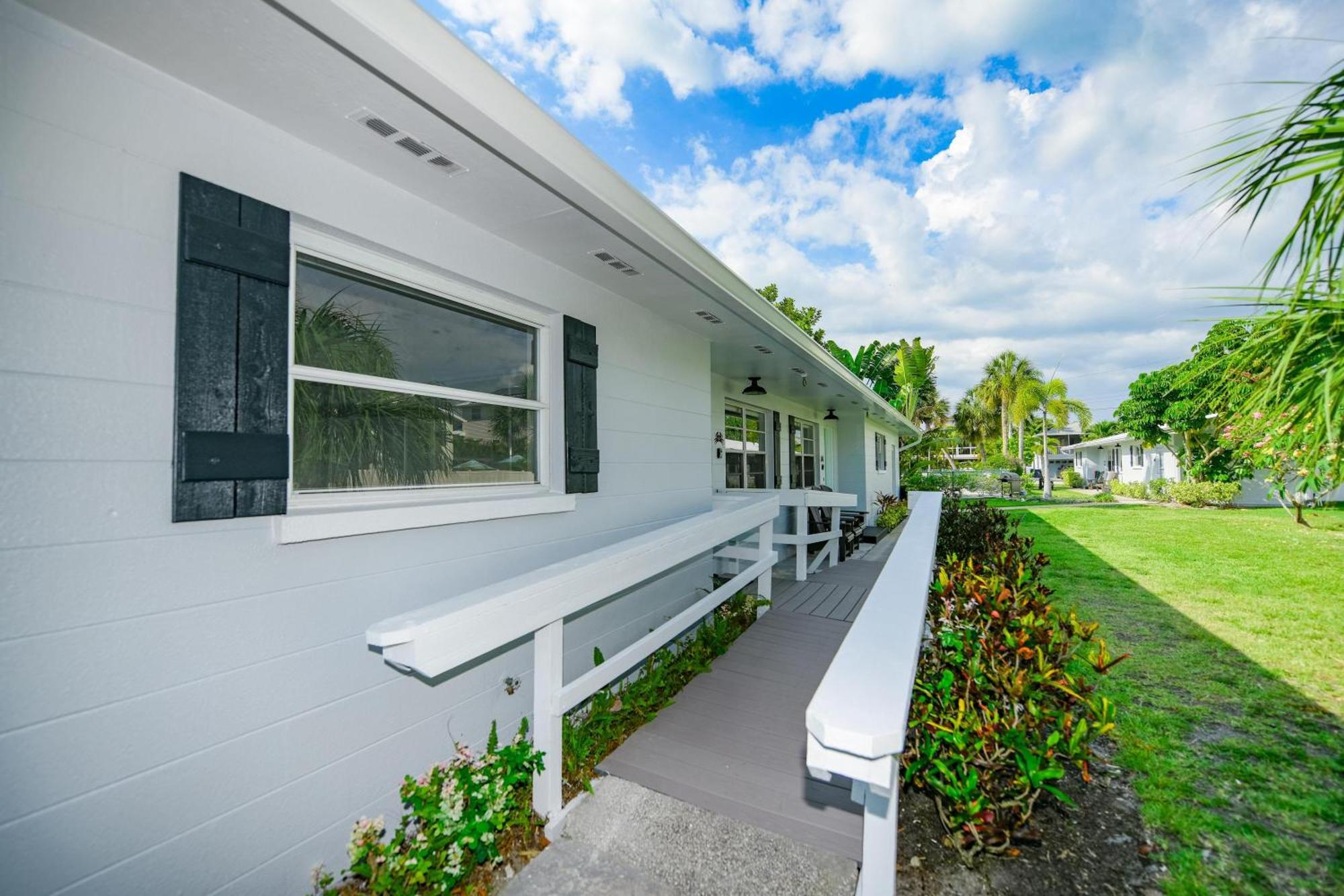 Southern Breeze 5 Holiday home