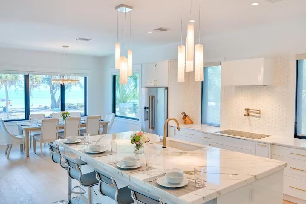 Tropical Gulf View Estate - Anna Maria, Fl