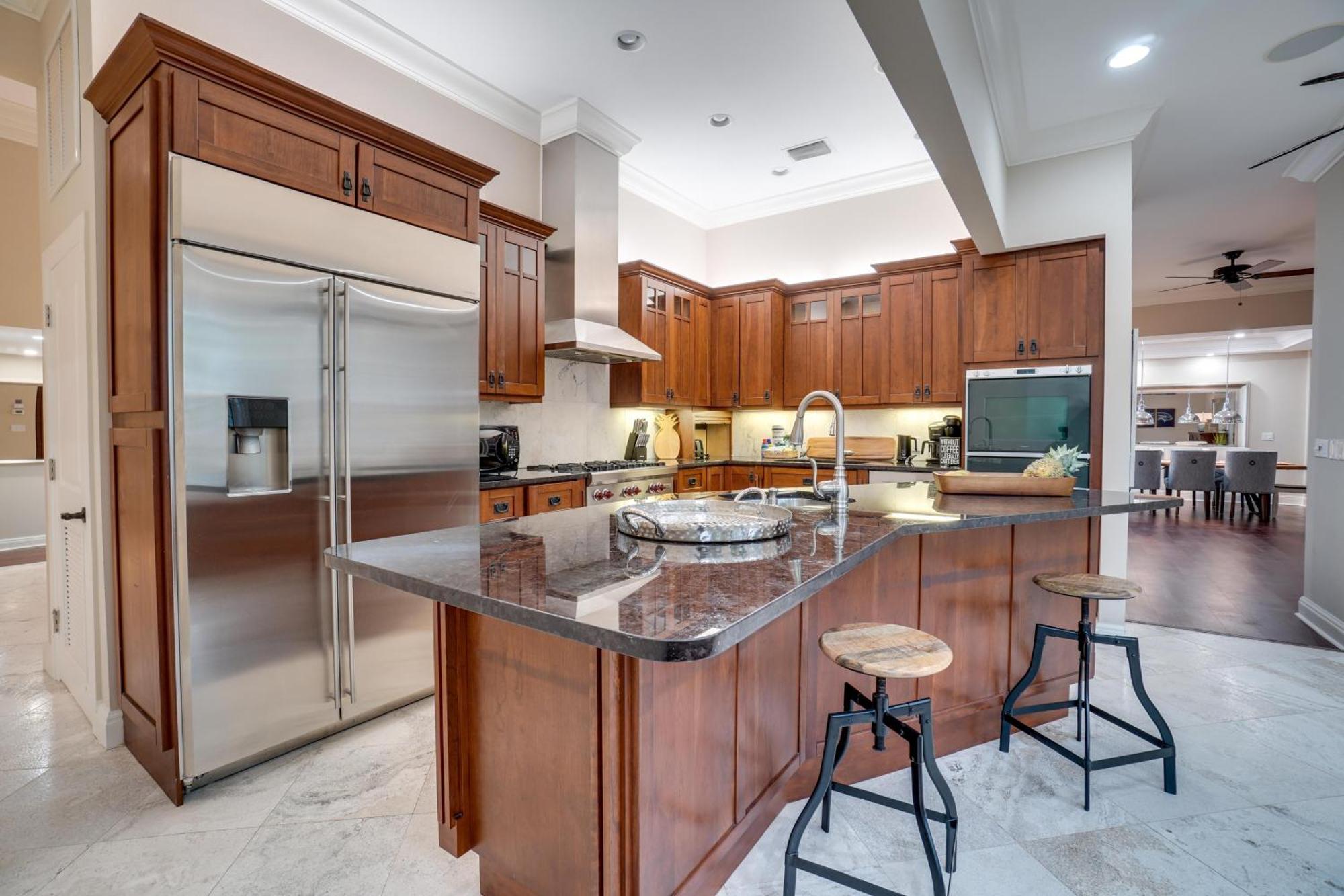 Holiday home Golf Cart Included! Waterfront With Private Boat Dock Heated Pool And Game *