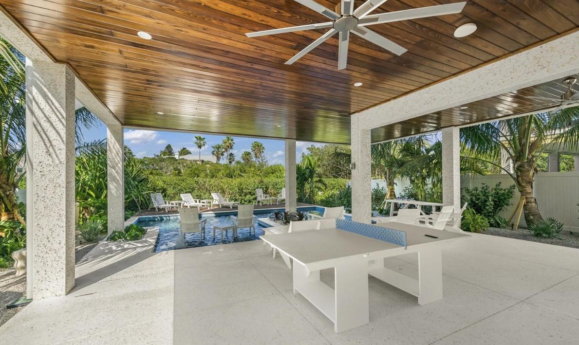 From Dusk 'til Dune, Gorgeous 5 Beds, 5,5 Baths On The Canal And Steps Away From The Beach! *