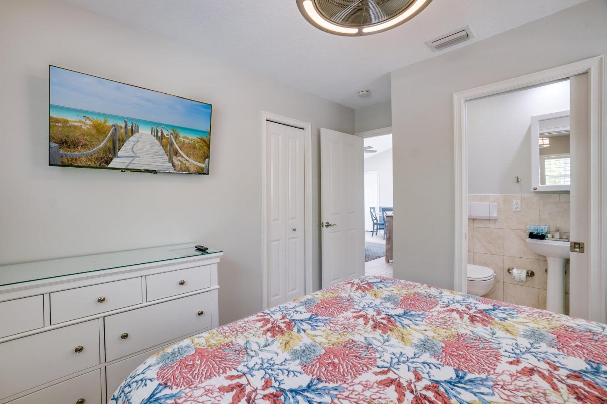 Holiday home Soak In The Sun With A Large Heated Pool Anna Maria
