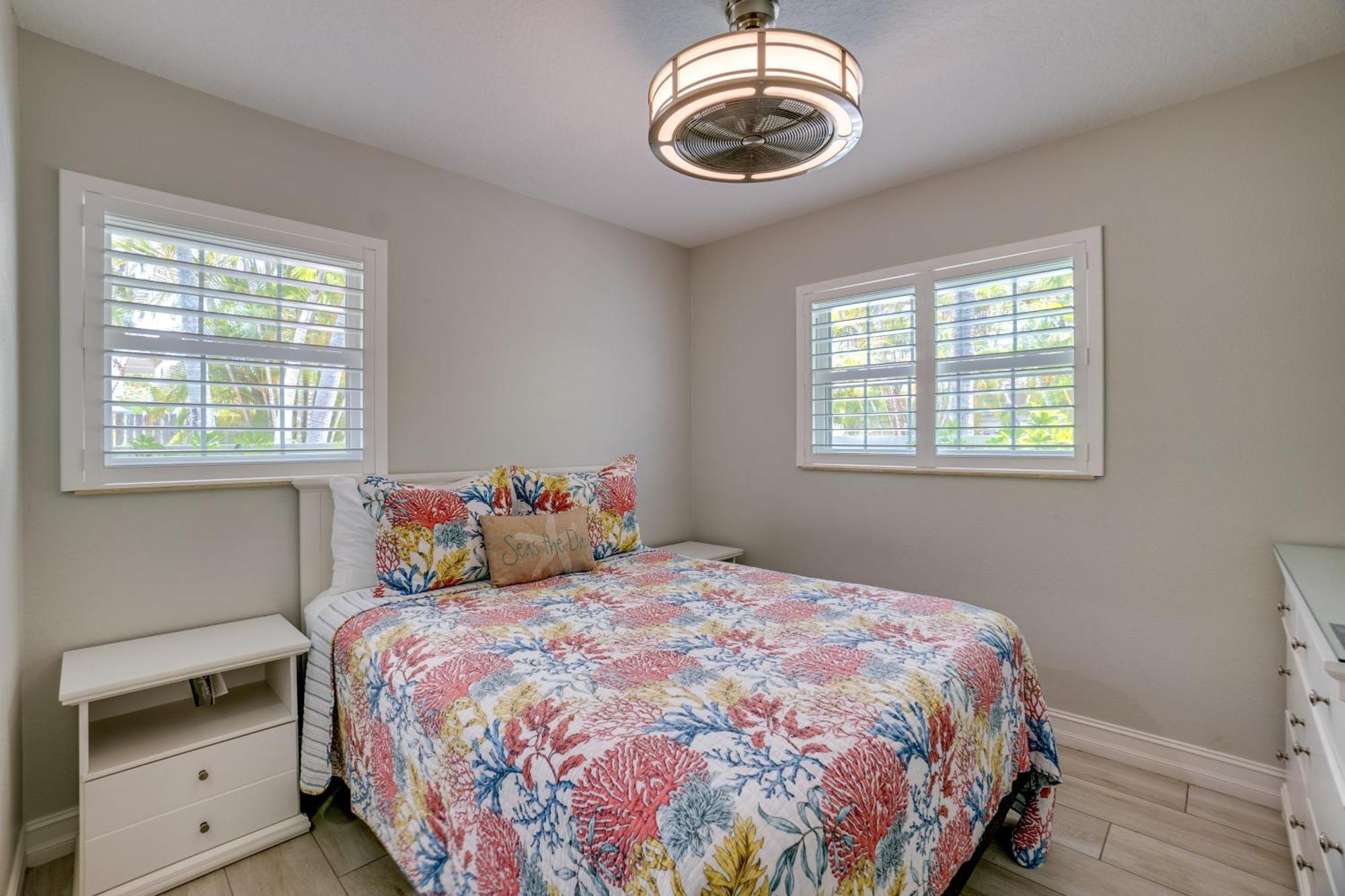 Soak In The Sun With A Large Heated Pool Anna Maria