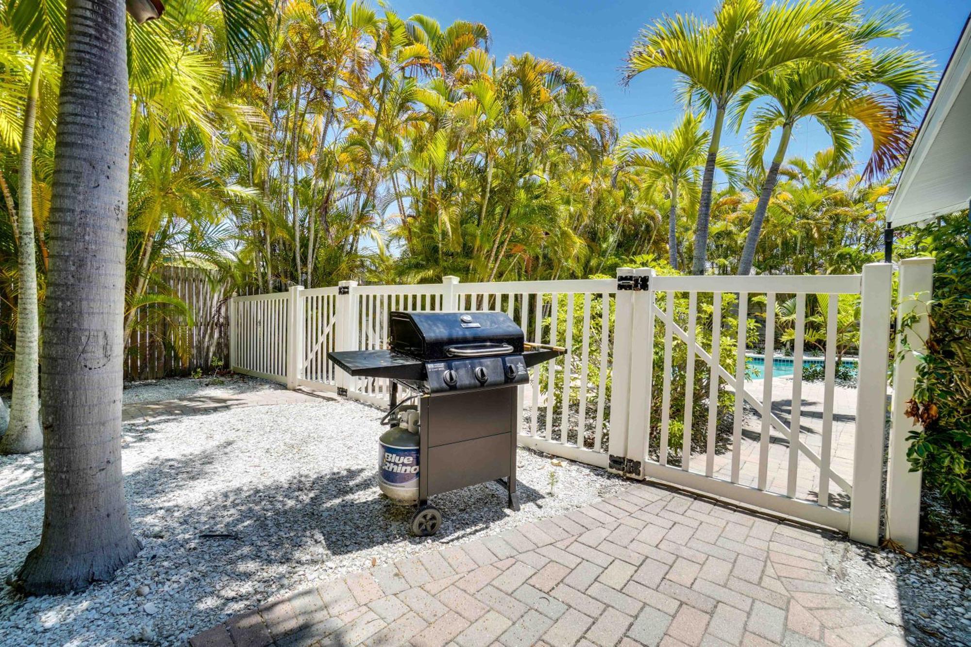 Holiday home Soak In The Sun With A Large Heated Pool