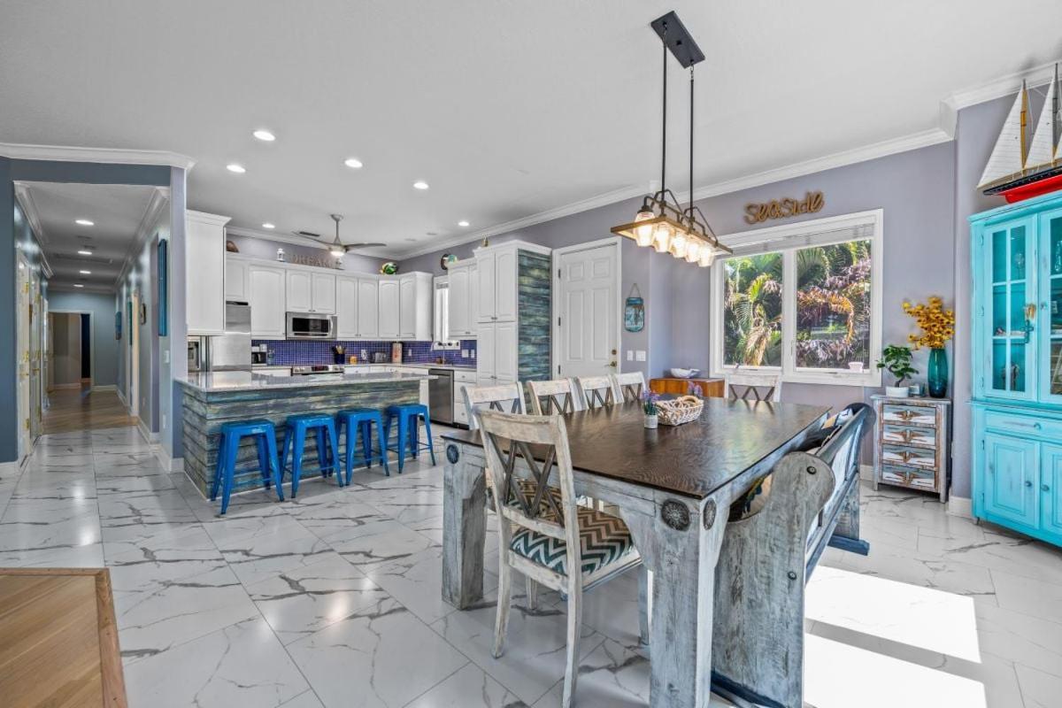 A Bean Point Paradise - 5 Beds And 4,5 Bathrooms In Holiday home Anna Maria