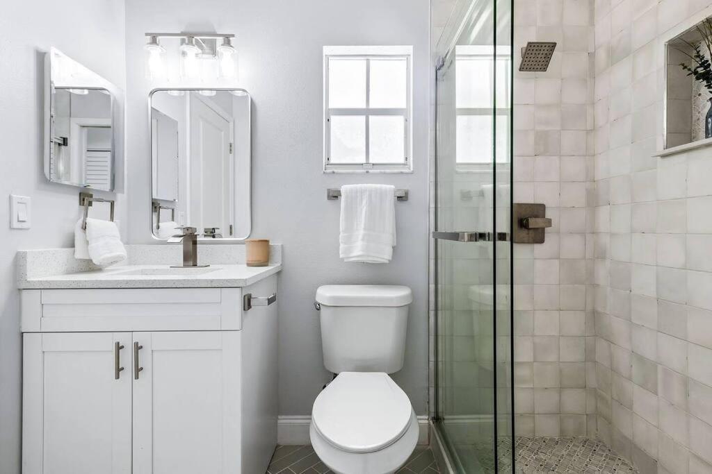 Isla Living, 3 Bed, Canal, Pool * Anna Maria