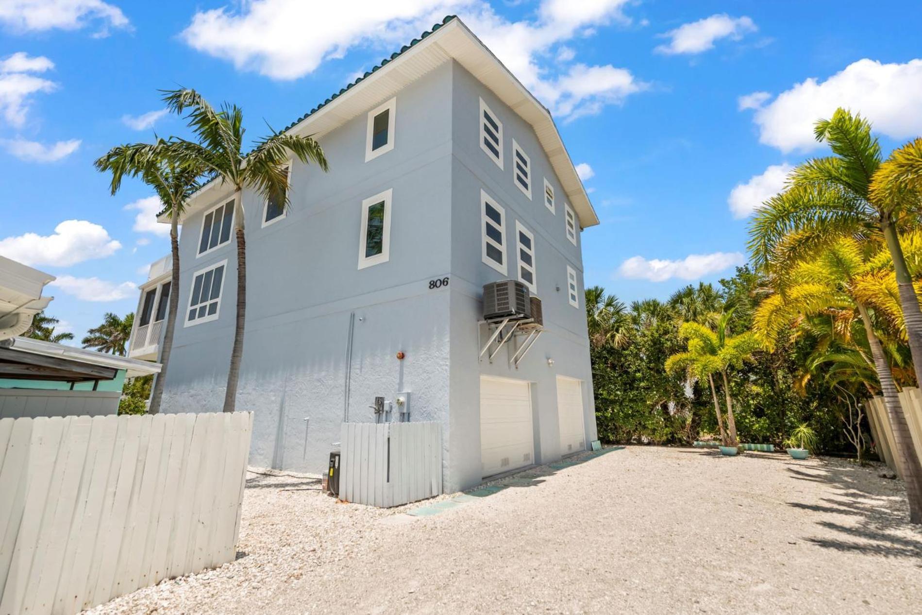 Holiday home Points Hideaway - Beautiful Wstunning Sunsetwater Views On Bean Point Pool Bar Foosball Anna Maria