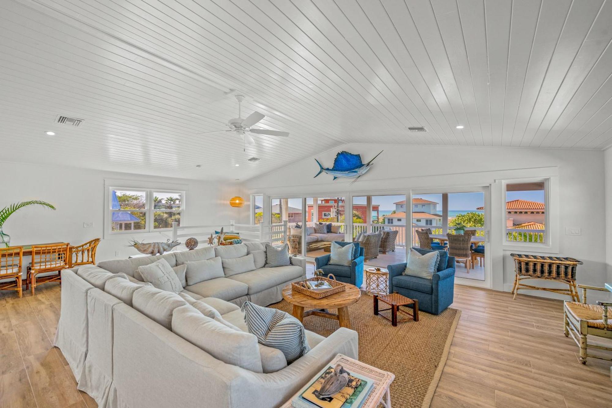 Three Little Birds - A Newly Completely Renovated Waterfront Luxury With Gulf Of Mexico Views *