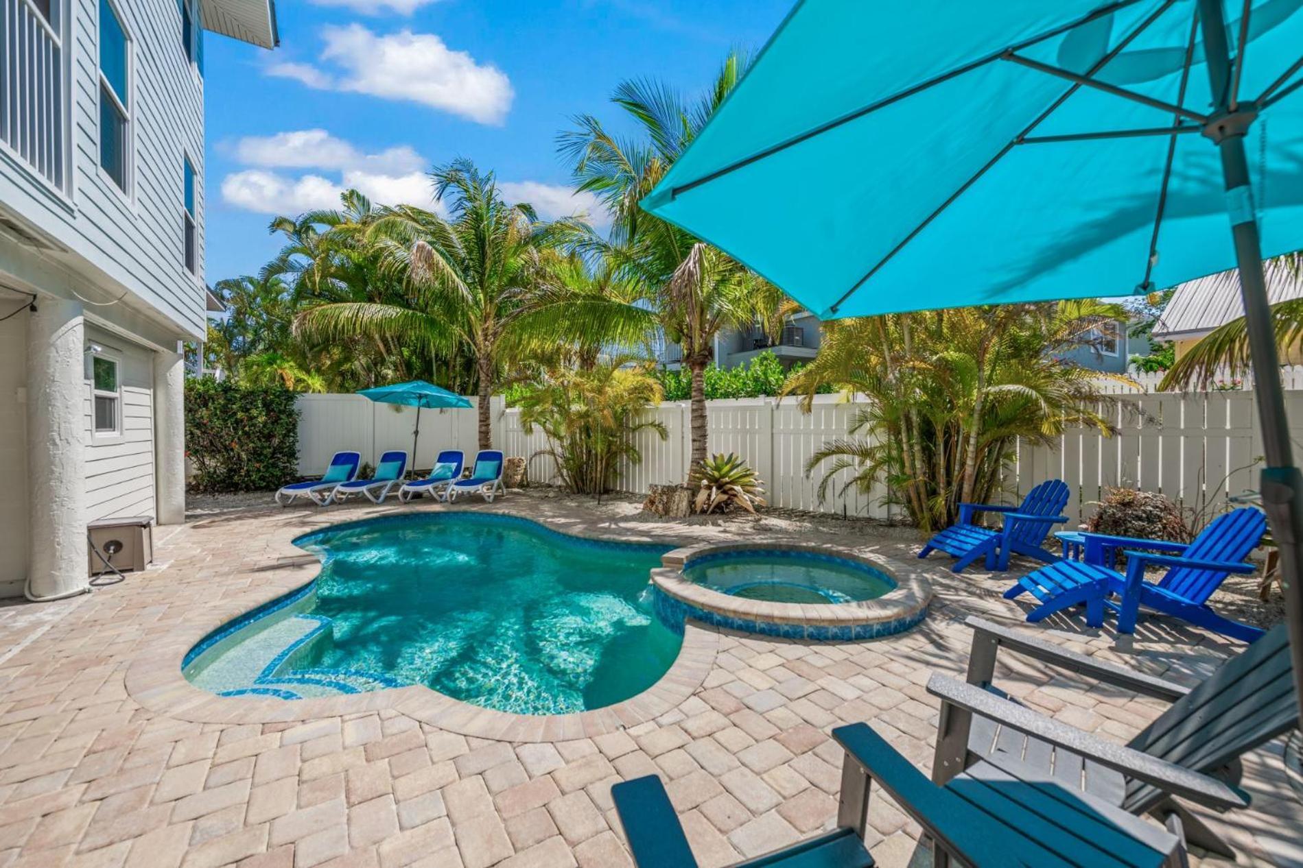 Holiday home Found Your Sol Mate Gorgeous W Pool Steps To Bean Point Dogs Ok