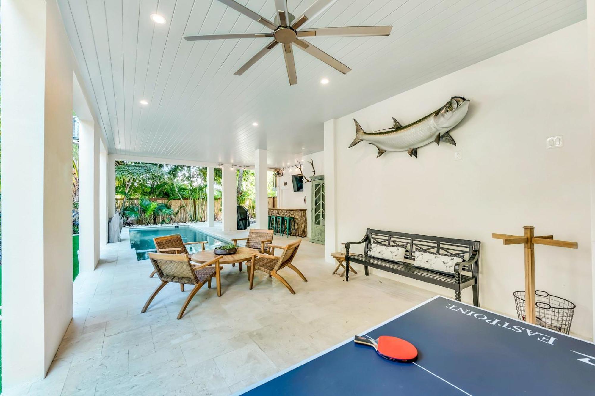 Three Little Birds - A Newly Completely Renovated Waterfront Luxury With Gulf Of Mexico Views