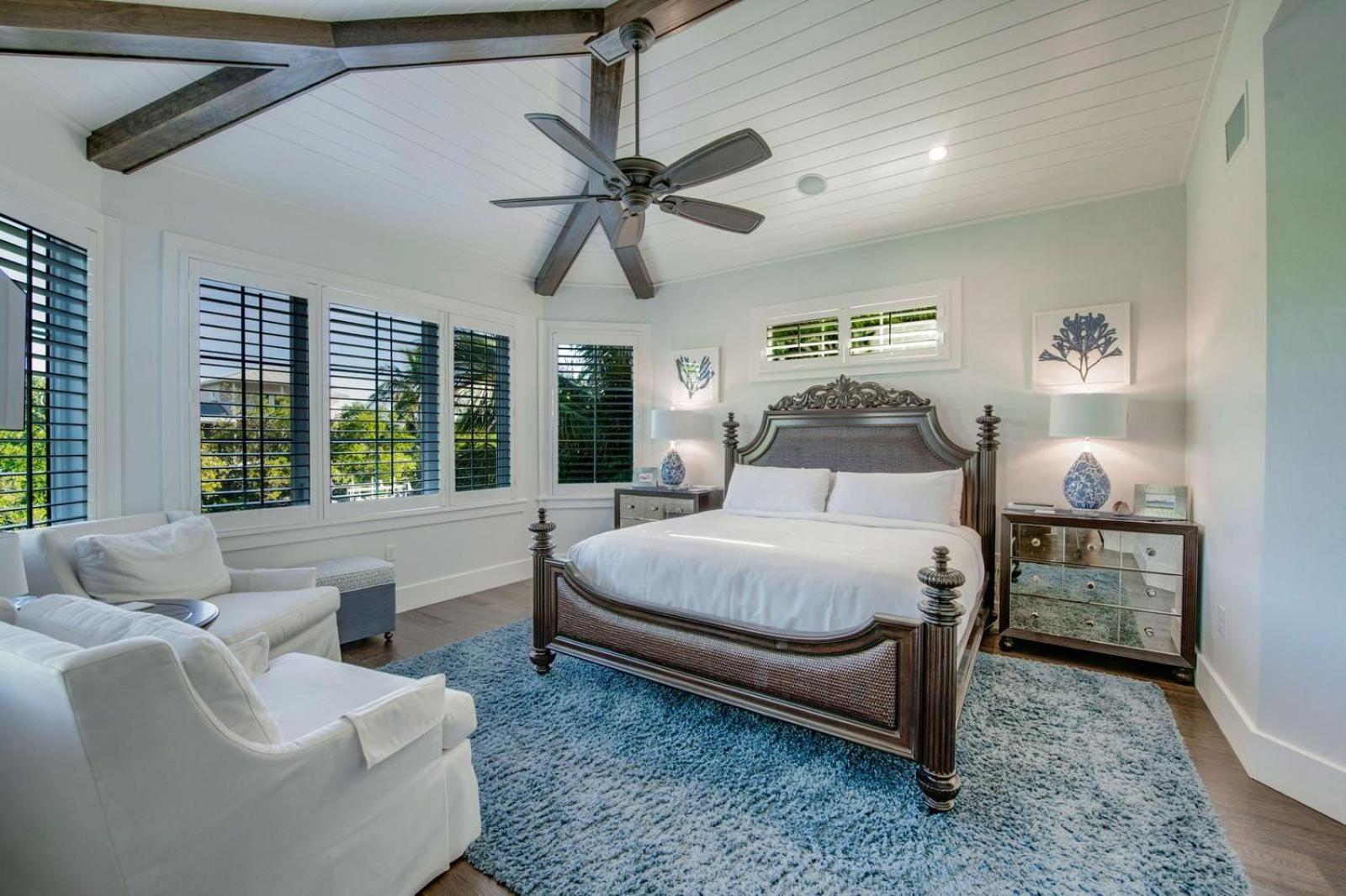 Tern Key - New Luxury Canal Front With Pool Dock Close To Bean Point Pine Ave * Anna Maria
