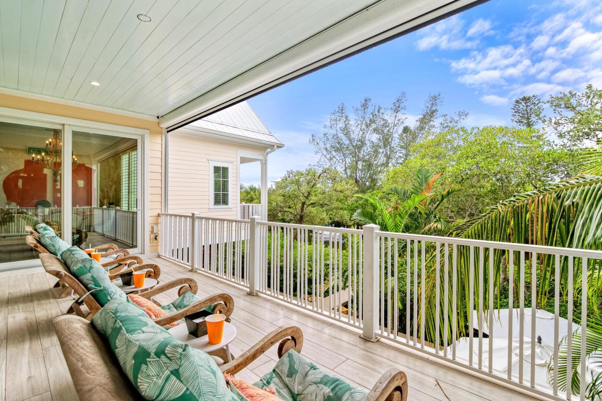 A La Mode - 211 Holiday home *