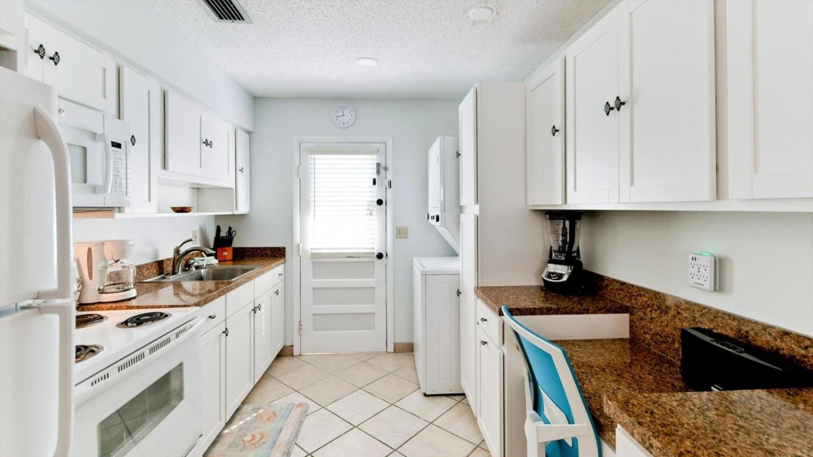 Aquaville B Anna Maria