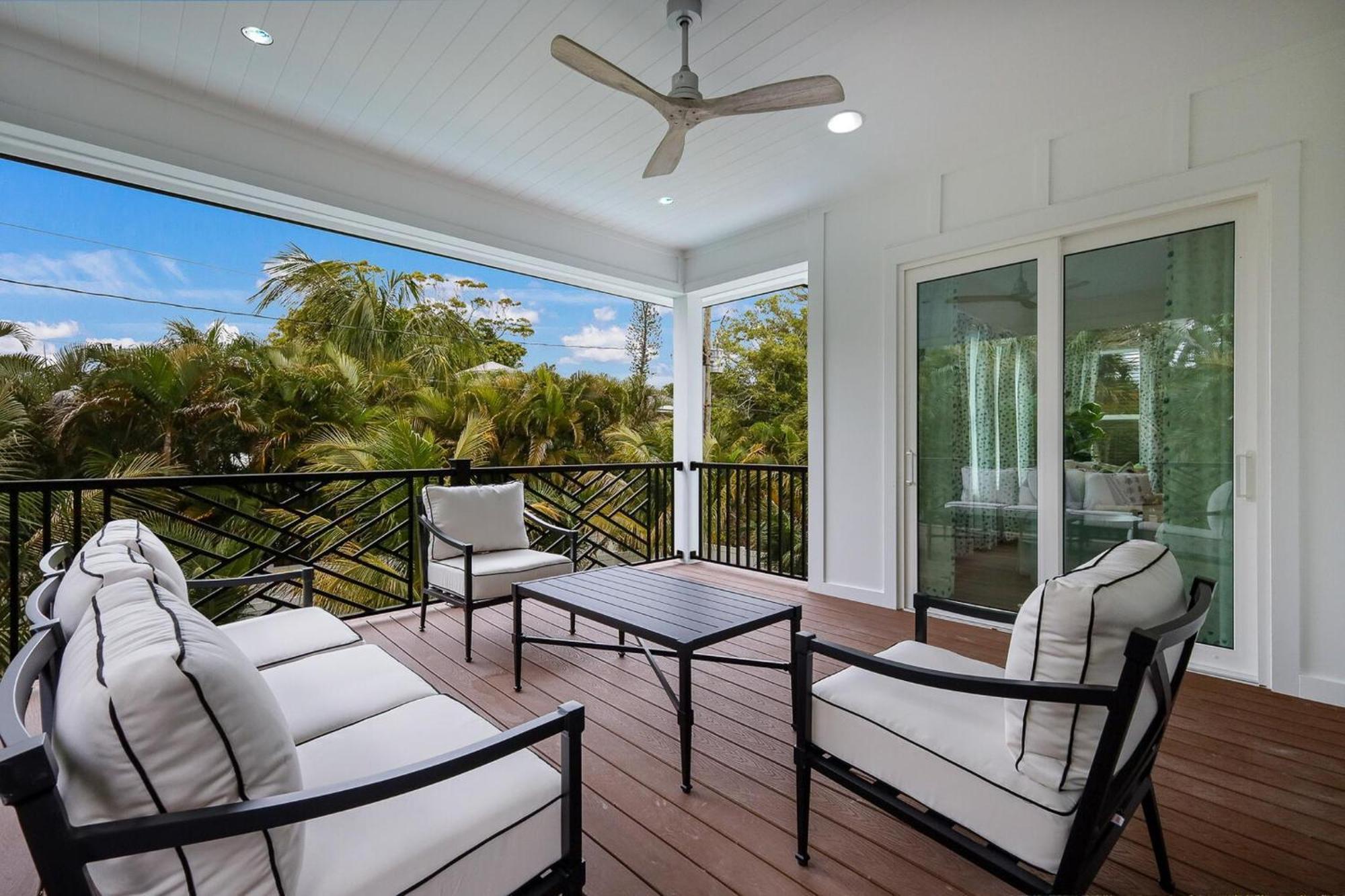Boundless Waves Holiday home *