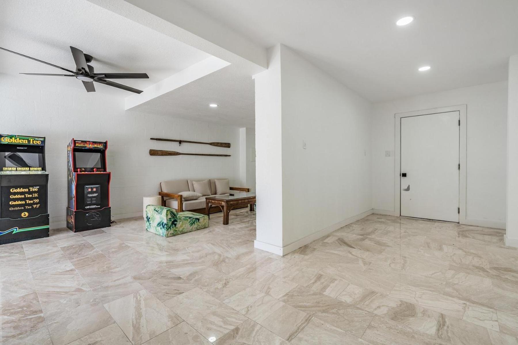 Holiday home 519 Loquat Drive