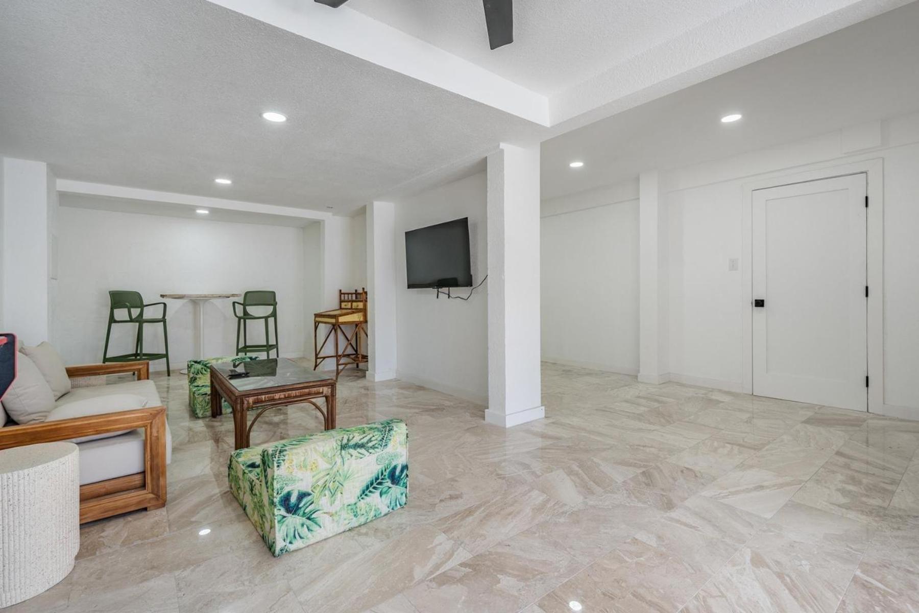 Holiday home 519 Loquat Drive