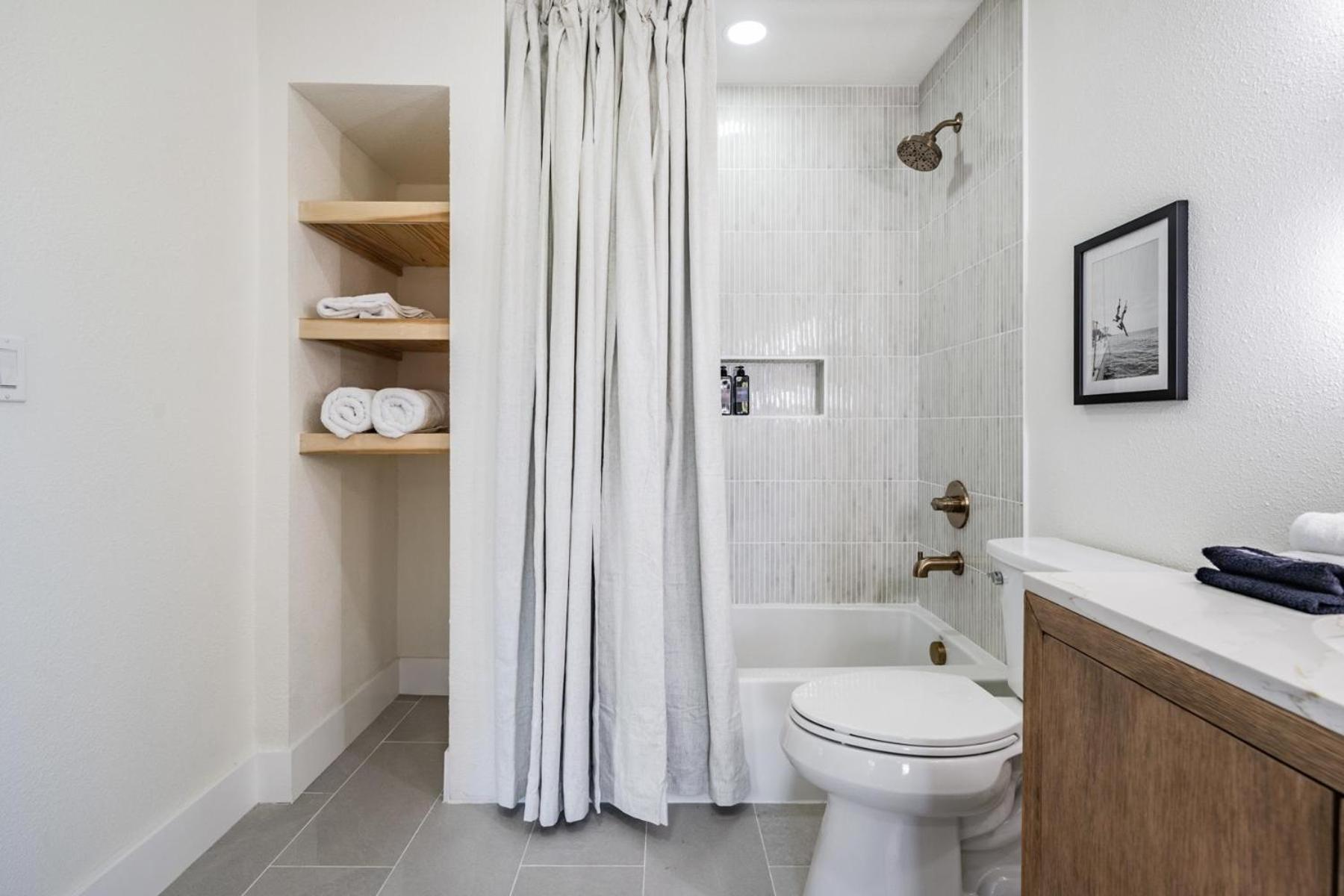 Holiday home 519 Loquat Drive *