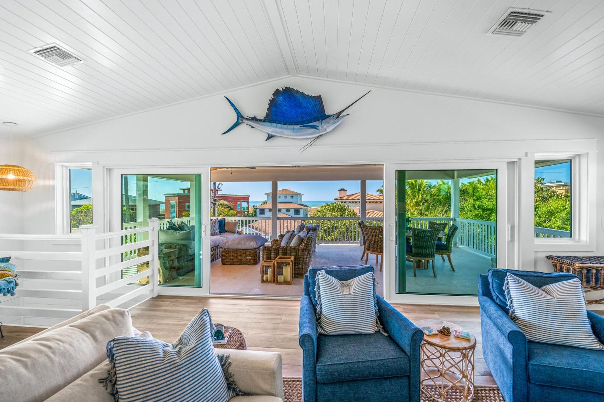 Three Little Birds - A Newly Completely Renovated Waterfront Luxury With Gulf Of Mexico Views Holiday home