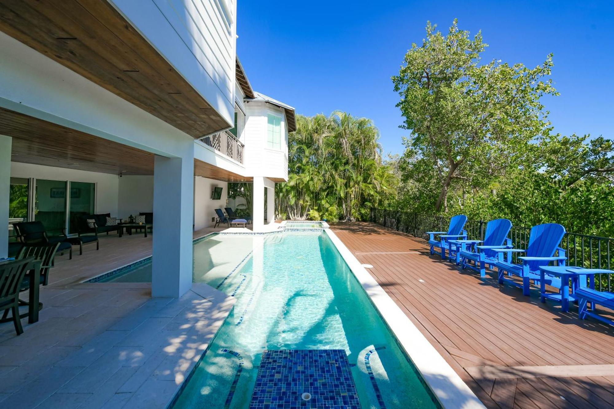 Tern Key - New Luxury Canal Front With Pool Dock Close To Bean Point Pine Ave *