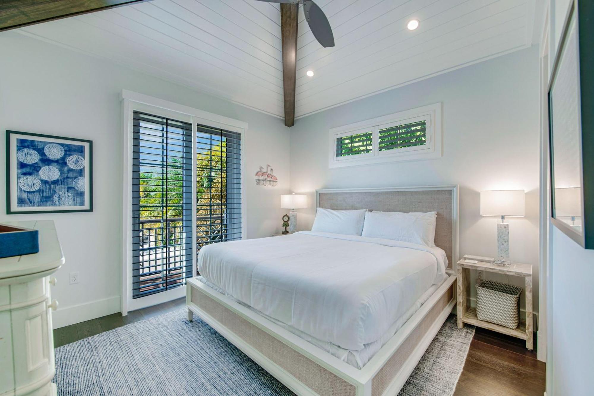 Tern Key - New Luxury Canal Front With Pool Dock Close To Bean Point Pine Ave *
