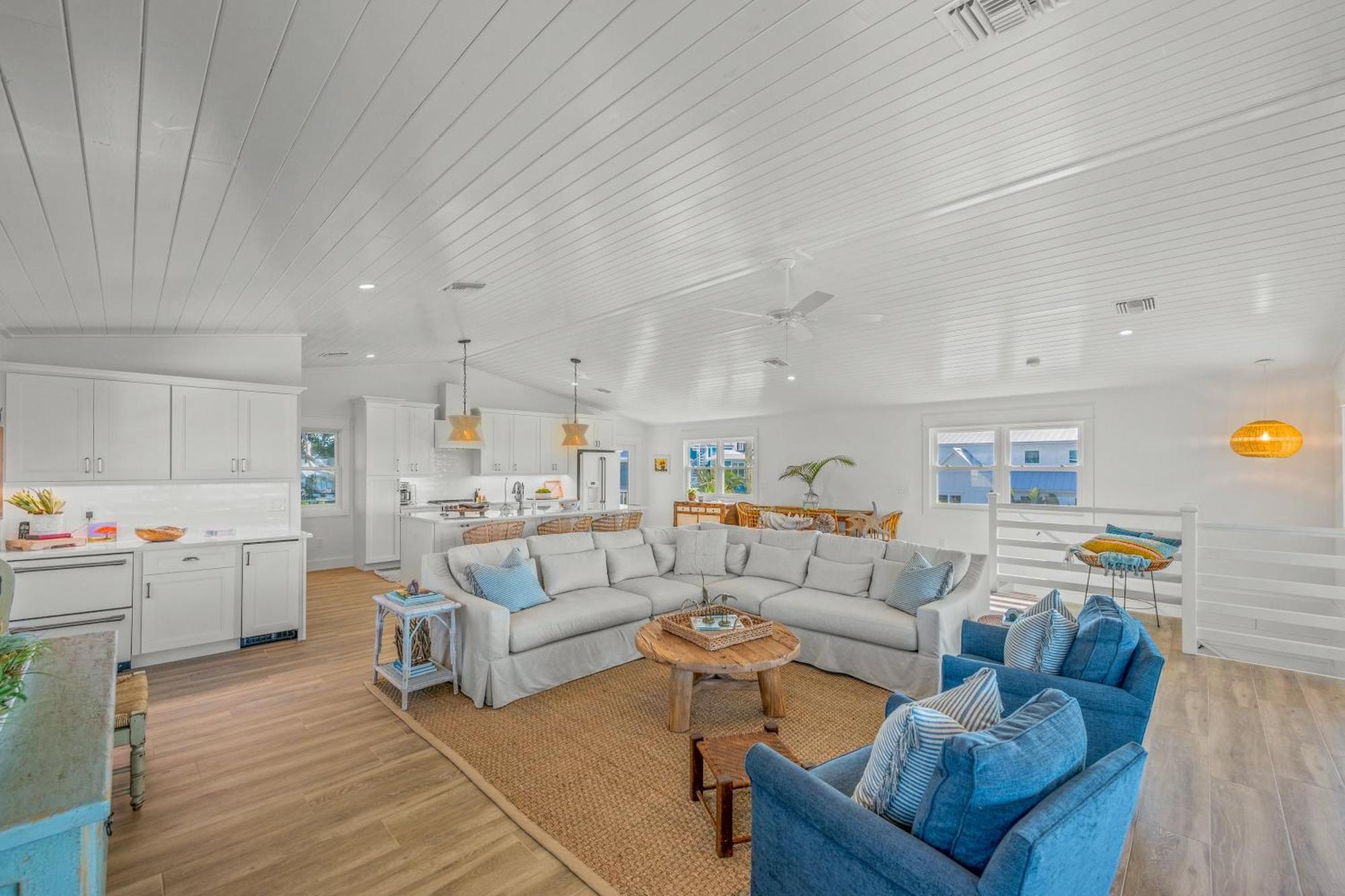 Three Little Birds - A Newly Completely Renovated Waterfront Luxury With Gulf Of Mexico Views Holiday home Anna Maria
