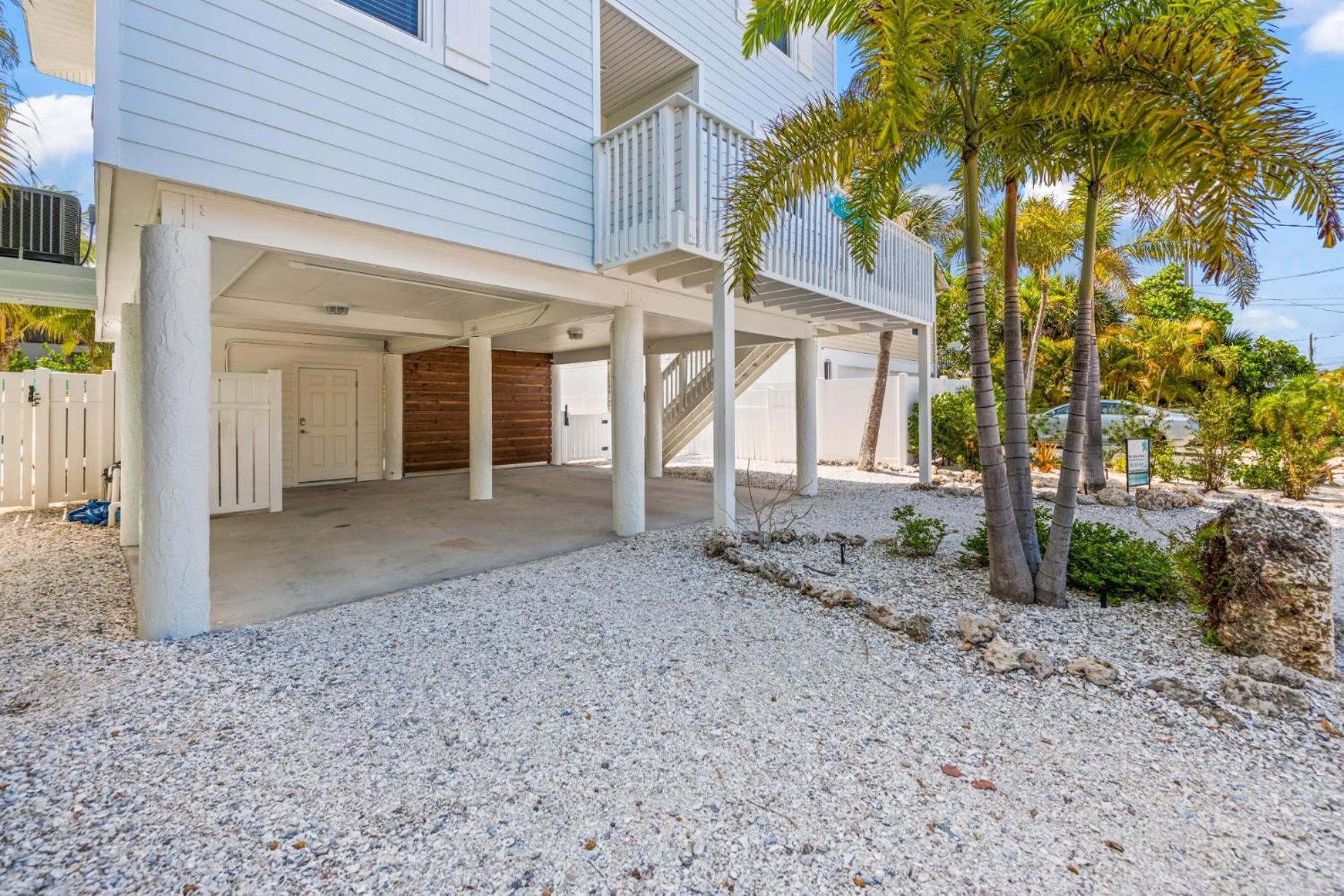 Holiday home Found Your Sol Mate Gorgeous W Pool Steps To Bean Point Dogs Ok