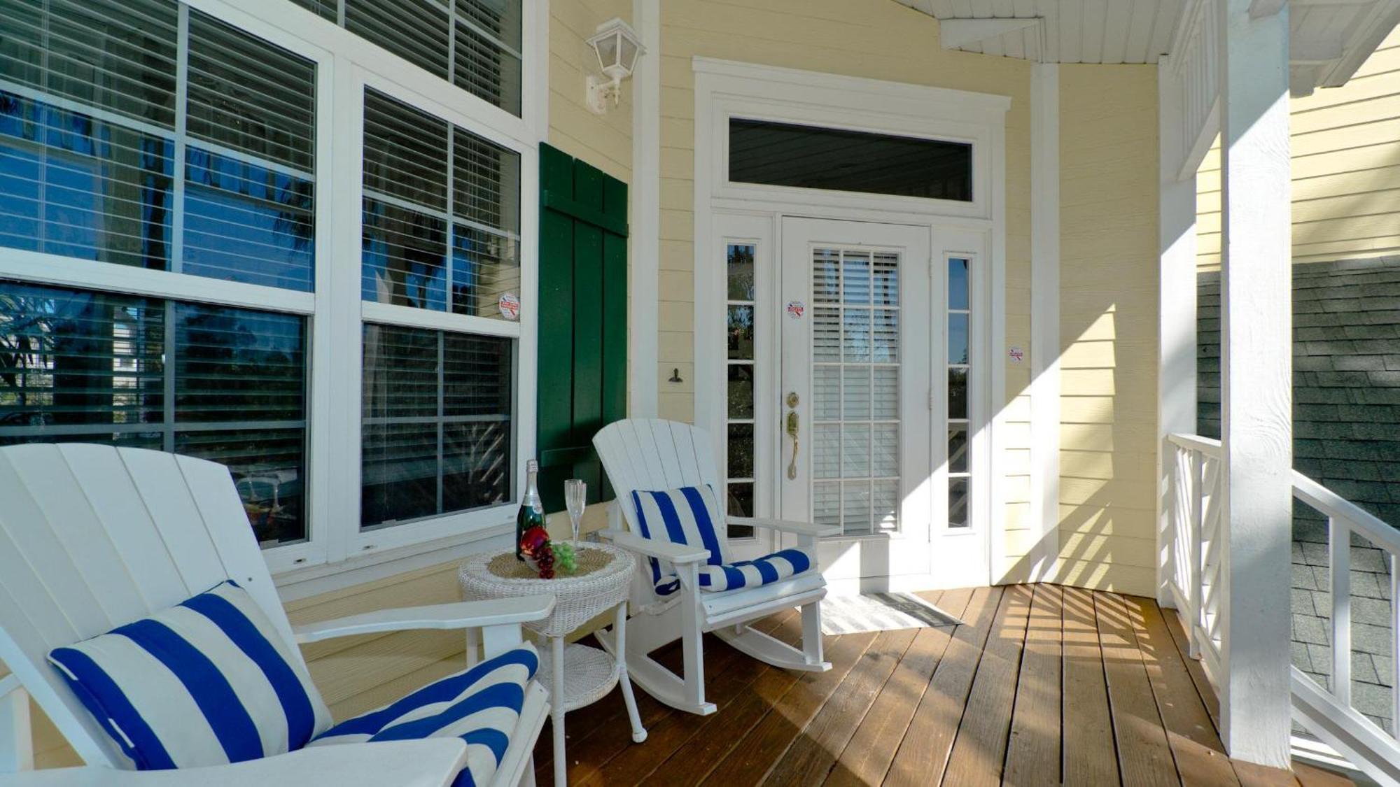 Coconut Bayou Anna Maria