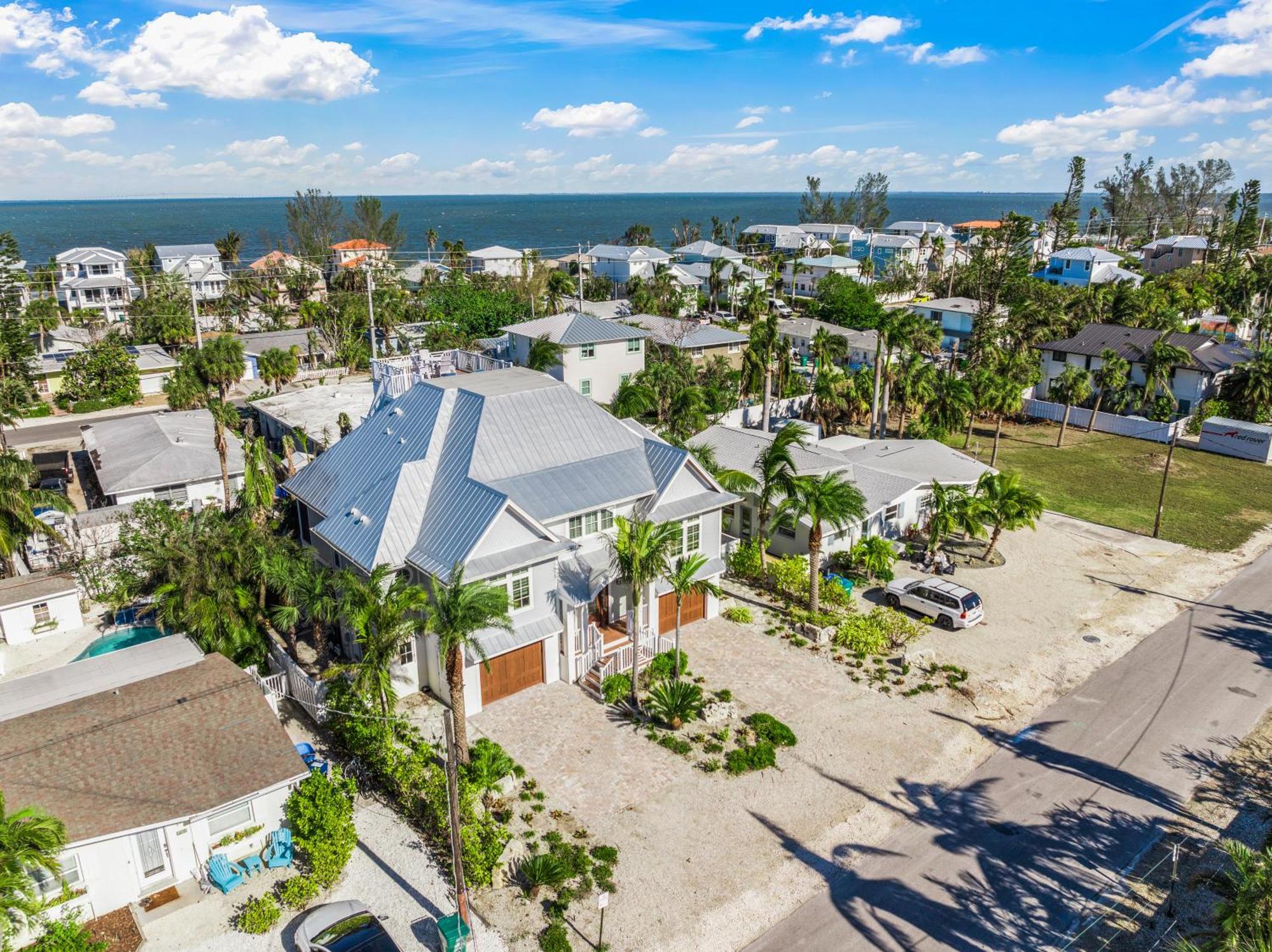 Sea La Vie - Custom 3br W Heated Pool Rooftop Deck On Island Holiday home