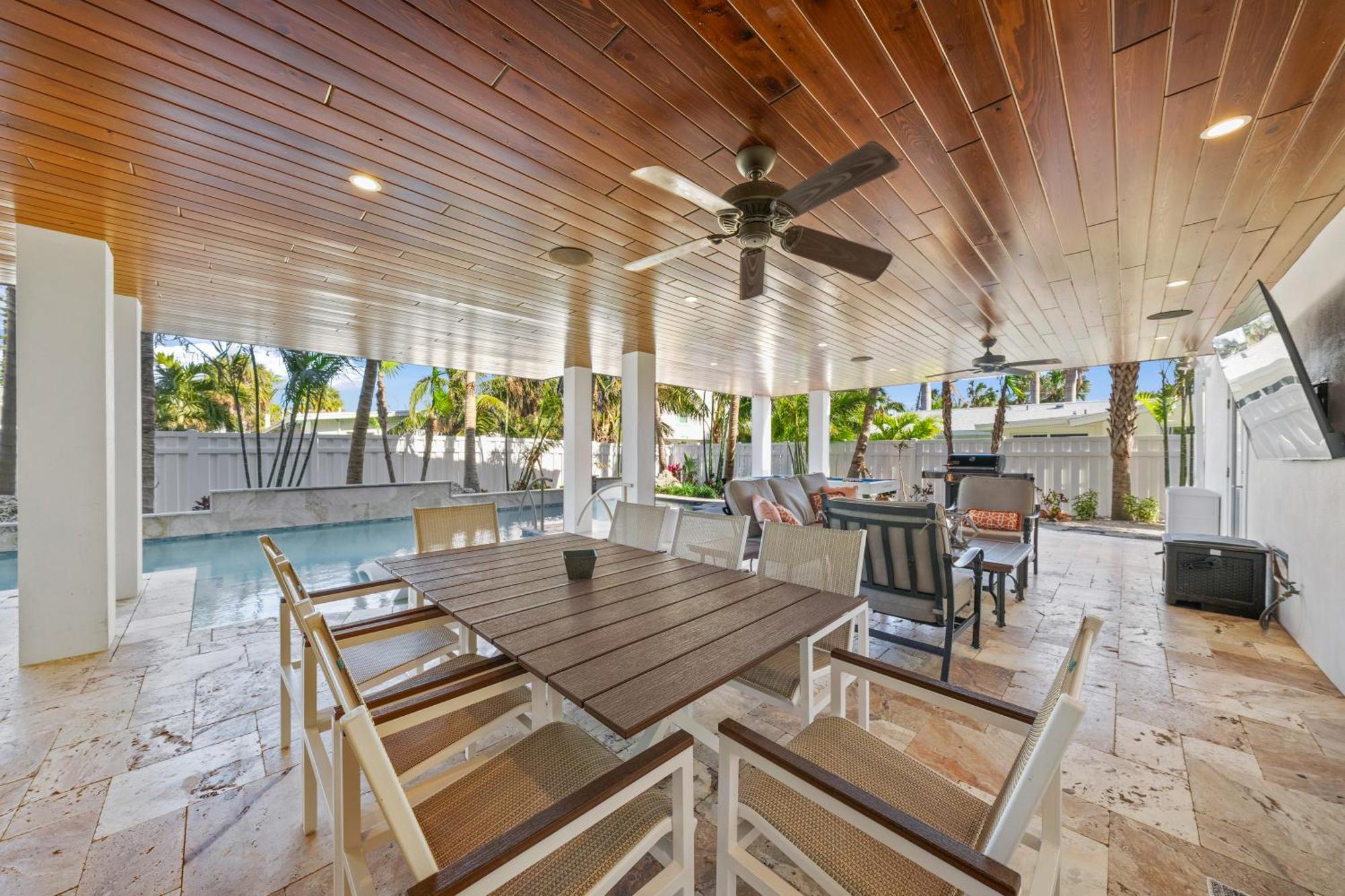 Sea La Vie - Custom 3br W Heated Pool Rooftop Deck On Island Holiday home Anna Maria