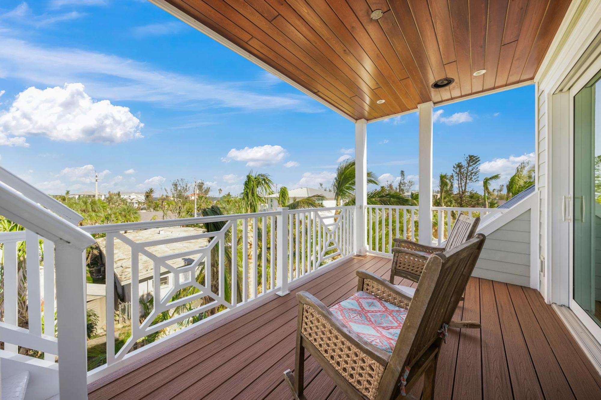 Sea La Vie - Custom 3br W Heated Pool Rooftop Deck On Island Holiday home Anna Maria